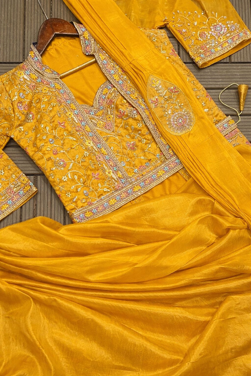 D 53 💛 Mustard Yellow Saree with Elegant Jacket