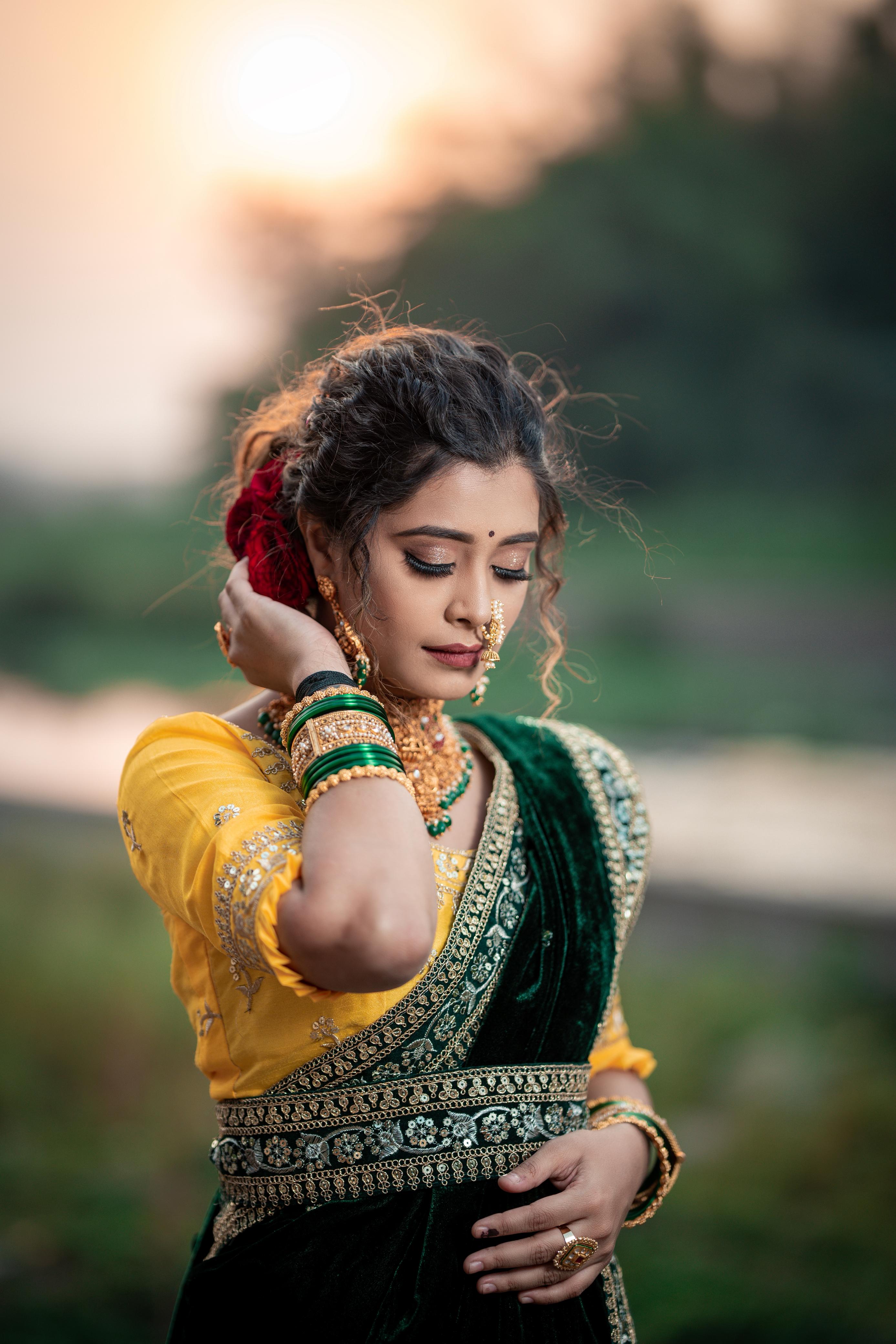 D 93 💚 Royal Green Velvet Saree with Yellow Blouse 💛
