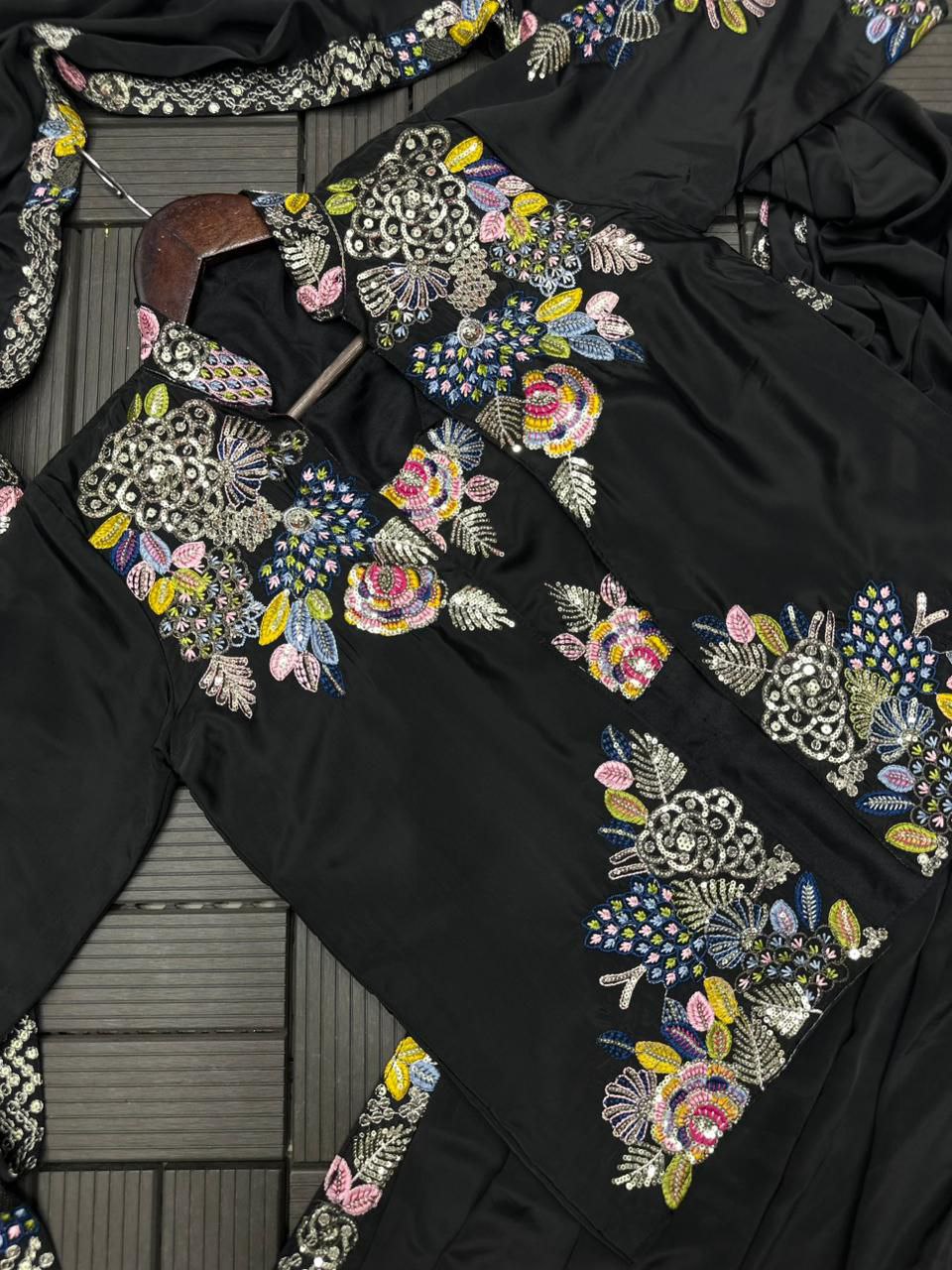 D 31 Elegant Black Embroidered Saree