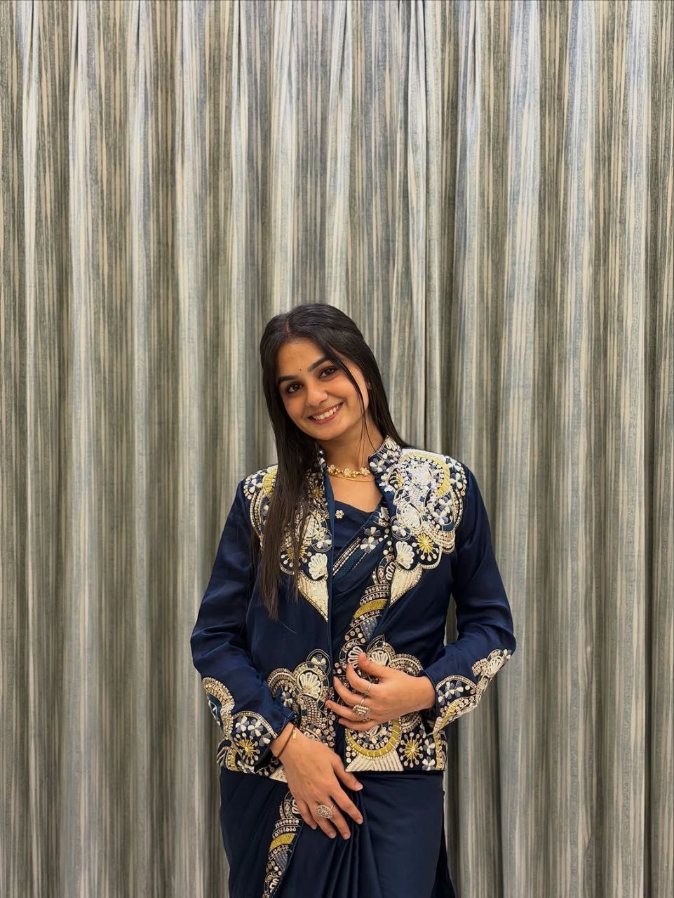 D 44 💙  Navy Blue Embellished Jacket Saree