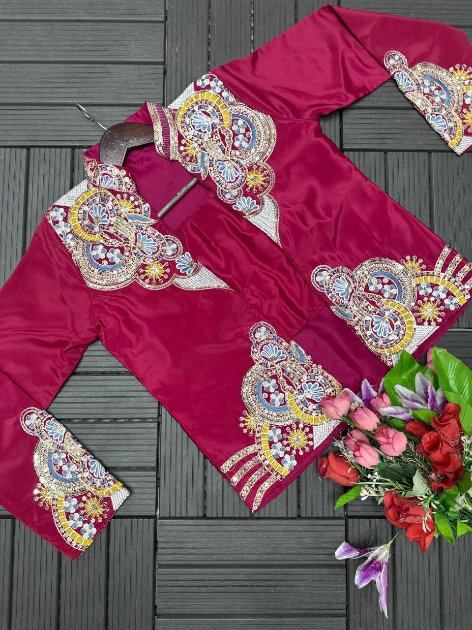 D 47 ❤️ Rani Pink Embroidered Jacket Saree