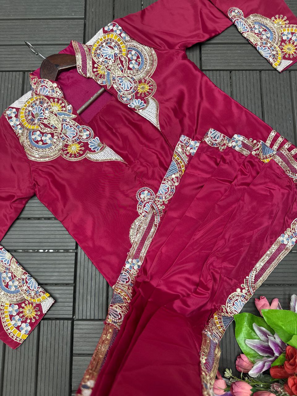D 47 ❤️ Rani Pink Embroidered Jacket Saree