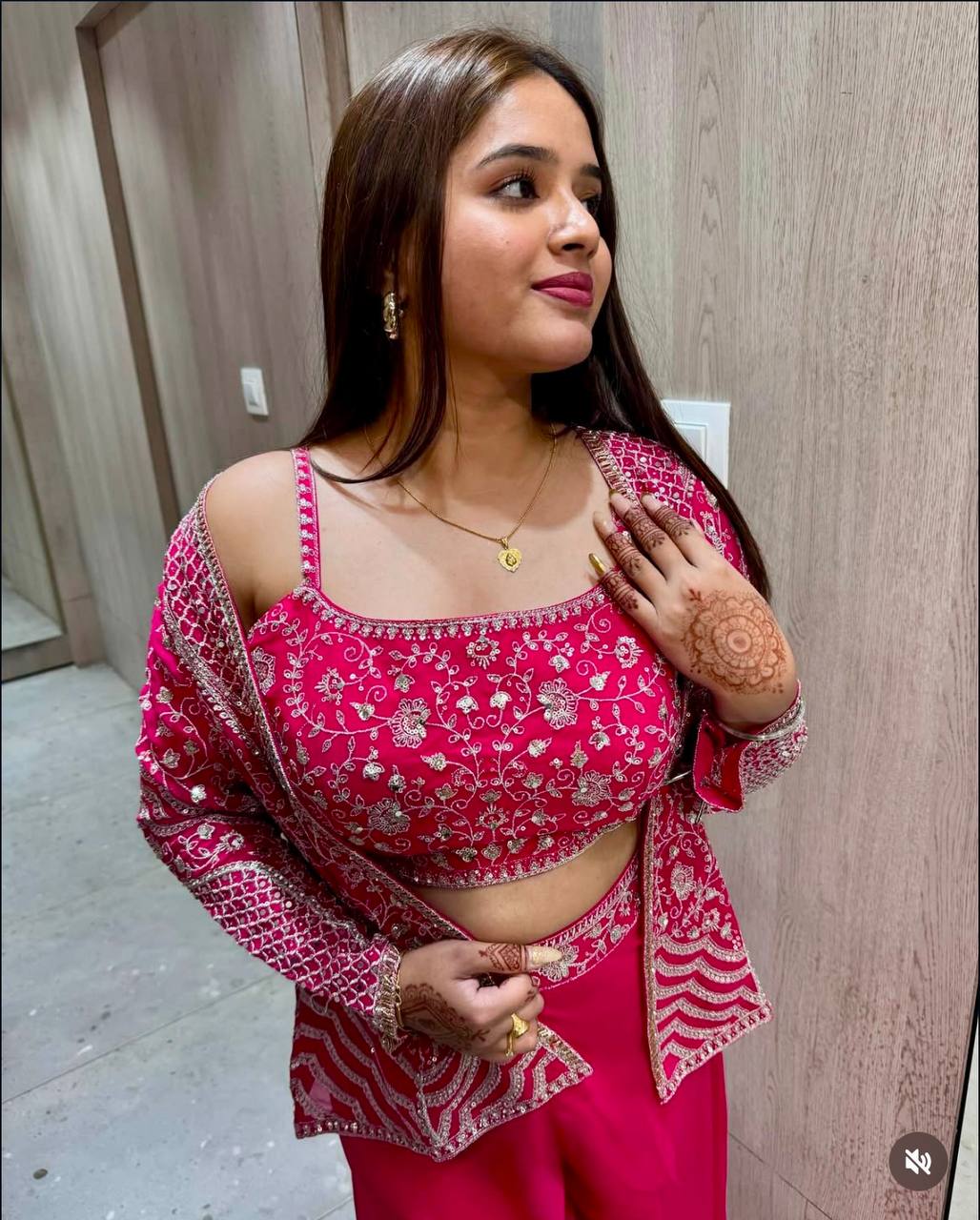 D 74 ✨ Designer Pink Embroidered Co-Ord Set with Jacket ✨